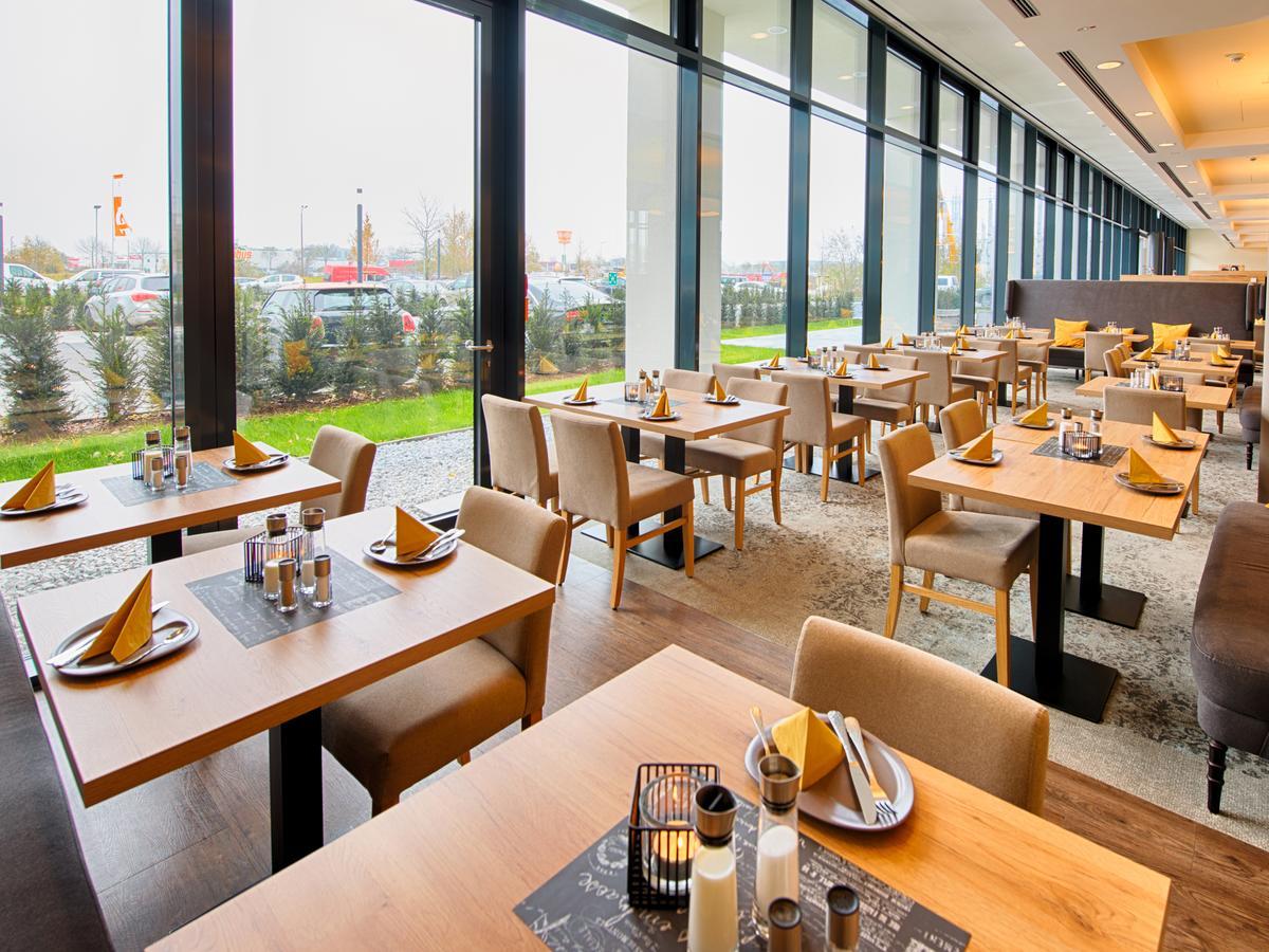 Loginn Hotel Lipcse Kültér fotó